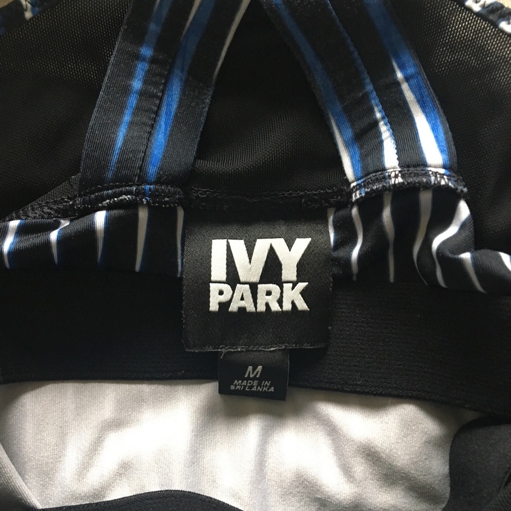 Exercise Top - Picture 3 of 5